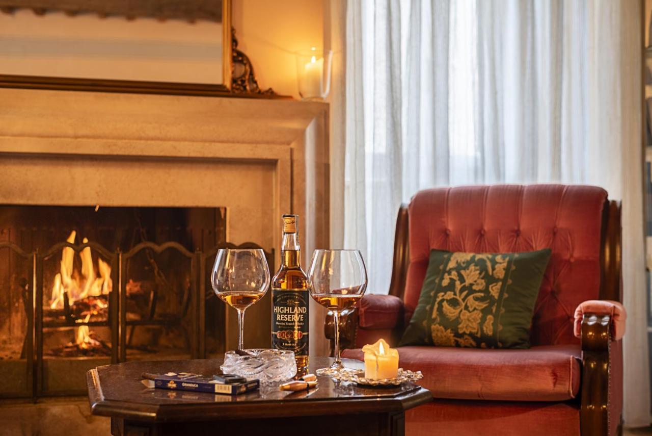 Borgo Agli Scudi Suite&Breakfast カンピーリア・マリッティマ エクステリア 写真