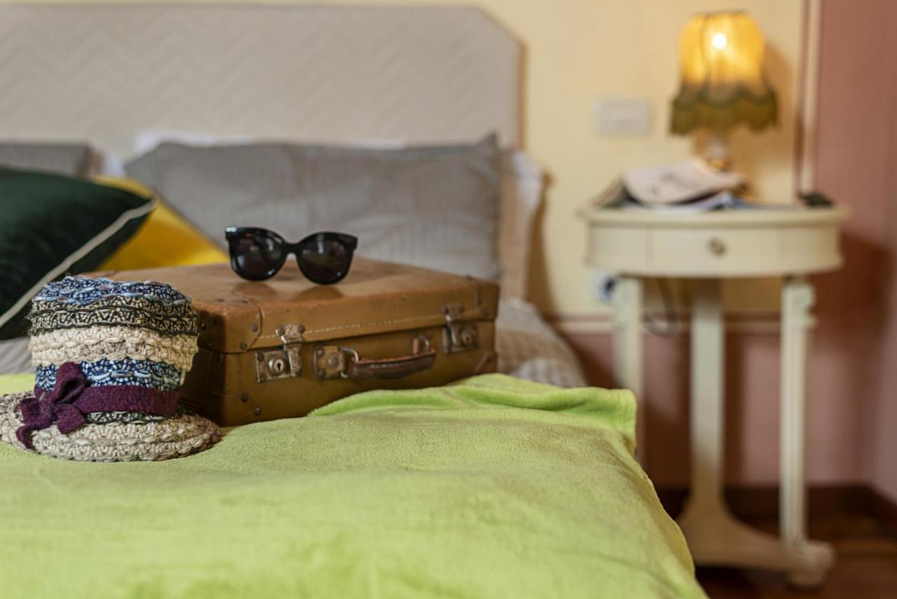 Borgo Agli Scudi Suite&Breakfast カンピーリア・マリッティマ エクステリア 写真