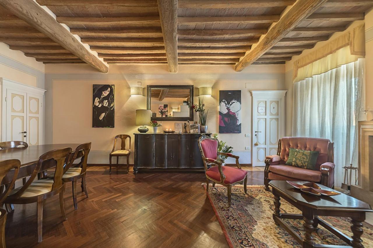 Borgo Agli Scudi Suite&Breakfast カンピーリア・マリッティマ エクステリア 写真